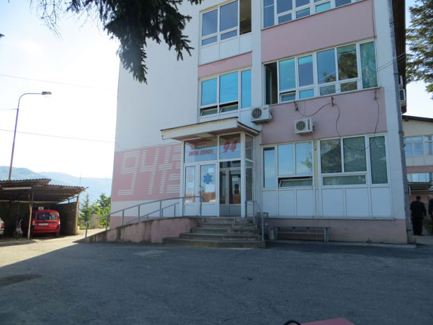 ДЕТЕ УМИРАЛО, ХИТНЕ НИЈЕ БИЛО; Лекар из Црне Траве: Да су ме поново позвали, изашао бих на терен